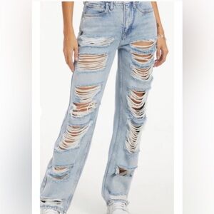 GOOD AMERICAN VERY DISTRESSED LIGHT WASH JEANS SIZE 6/28